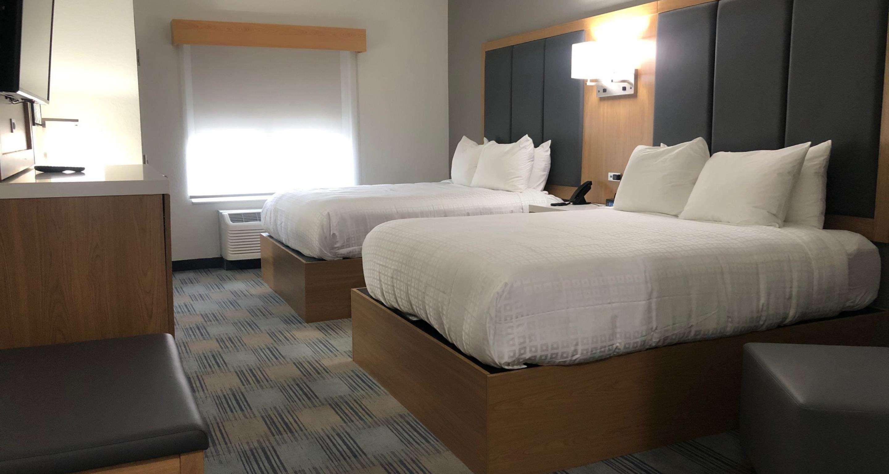La Quinta Inn & Suites By Wyndham Coralville Iowa City Екстериор снимка