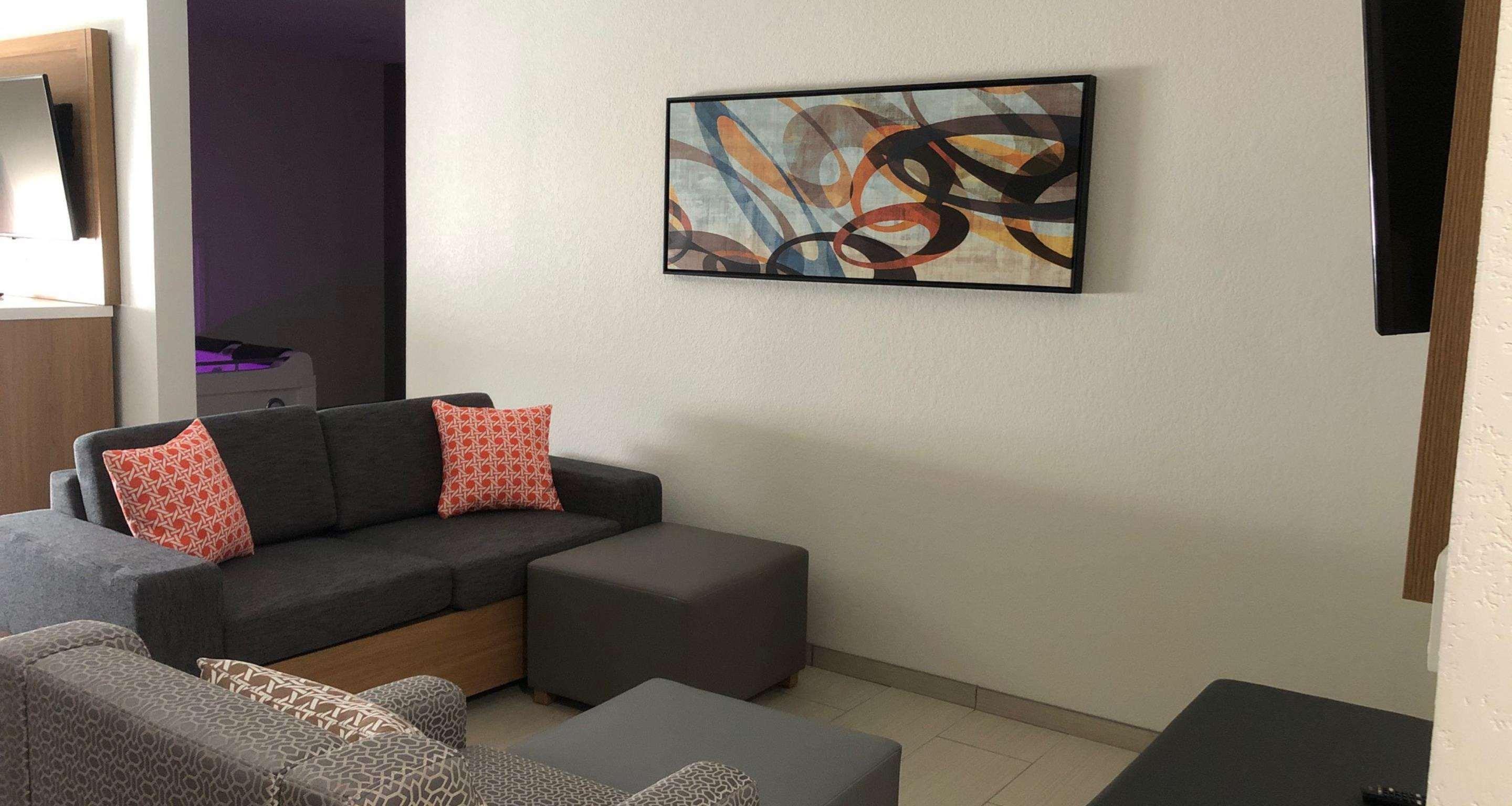 La Quinta Inn & Suites By Wyndham Coralville Iowa City Екстериор снимка